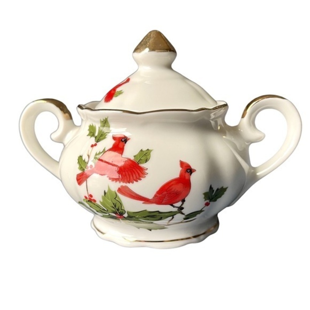 Lefton Cardinal Holly Berries Porcelain Sugar Bowl w/lid Gold Trim Accents 1984